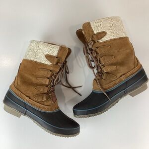 Khombu Cozy Leather Lugged Sole Tan and Black Boots | 8